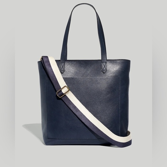 Madewell Handbags - MadeWell Item NH108The Zip-Top Medium Transport Tote